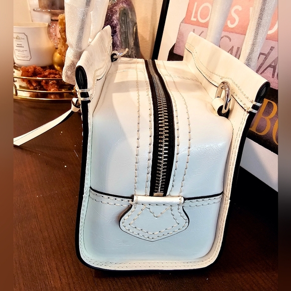 Marc Jacobs White Women's Crossbody Satchel - Picture 6 of 10